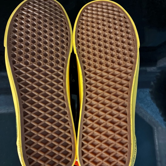 Vans National Geographic Black and Yellow Sneakers - Picture 4 of 5